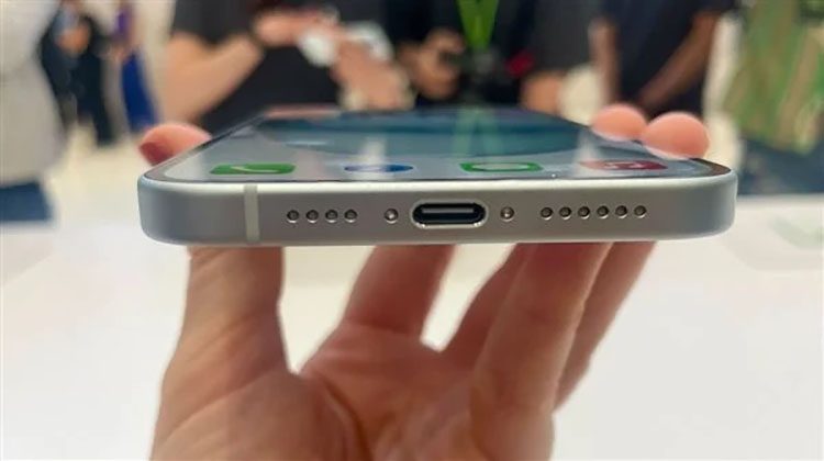 شواحن أندرويد لـ iPhone