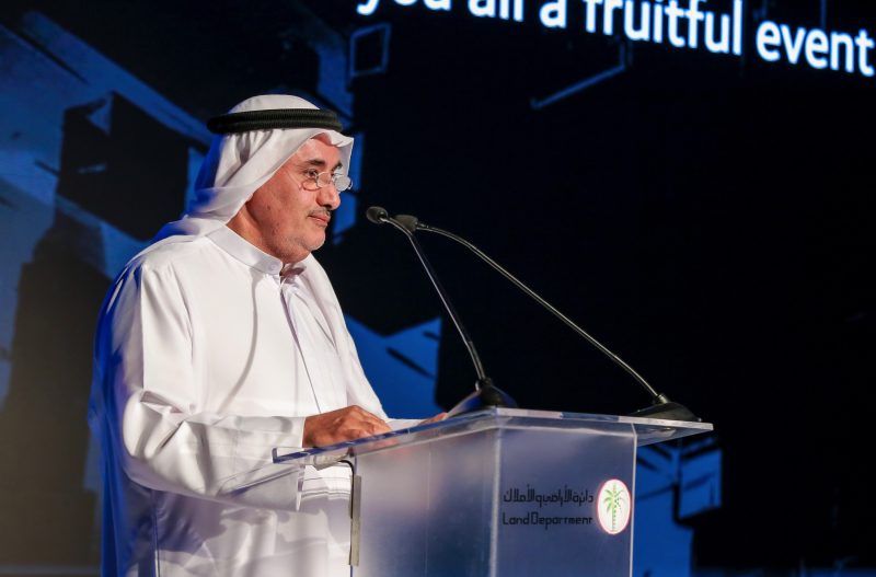 أراضي دبي تجمع قادة القطاعين الحكومي