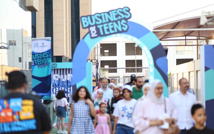 Business for teens team