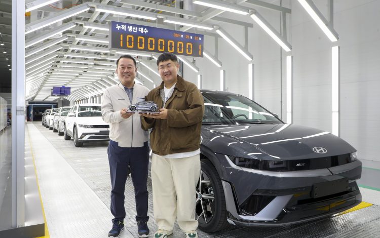 (Image 2) Hyundai Motor Achieves 100M Units Global Production