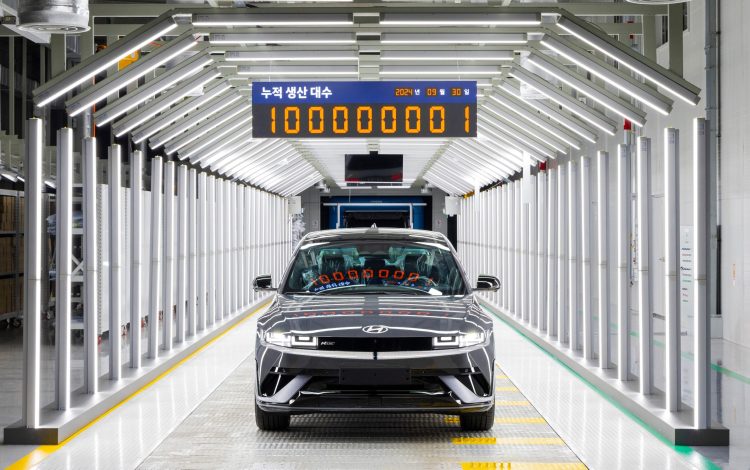 (Image 4) Hyundai Motor Achieves 100M Units Global Production (1)